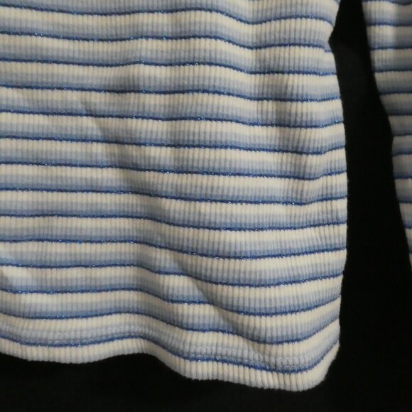 GAP - Factory Store | XL - extra large | Blue and White Striped Long Sleeve Top - Picture 15 of 16